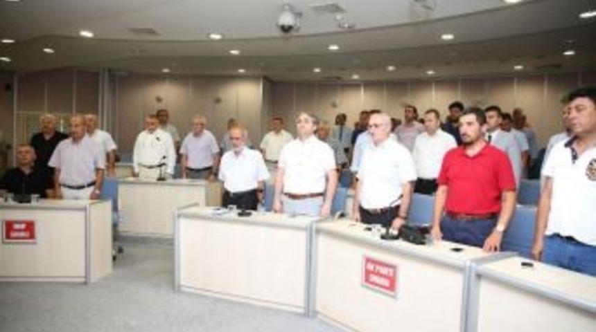 Adapazarı Meclis Saygı Duruşu İle A&ccedil;tı