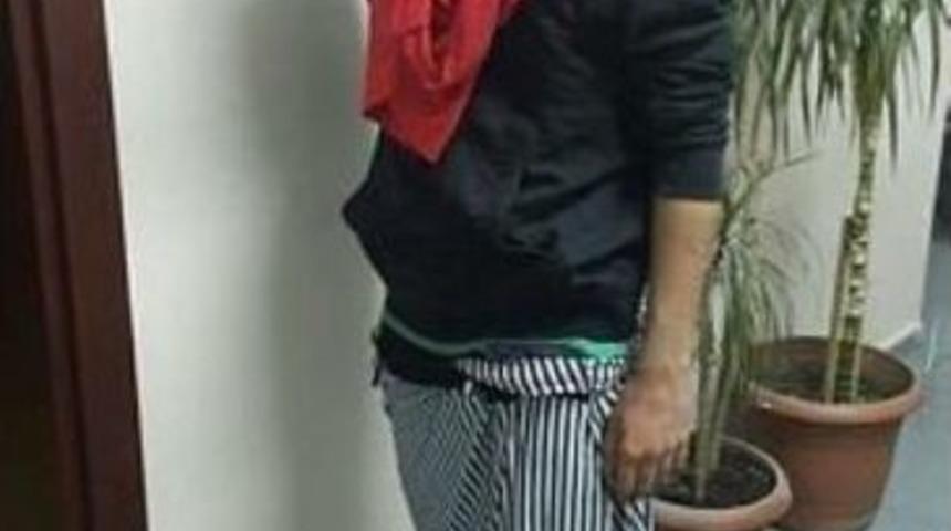 (&ouml;zel Haber) Etek Giyip Eşarp Takan &rsquo;erkek&rsquo; Ter&ouml;ristlerin Yakalanma Anı Kamerada