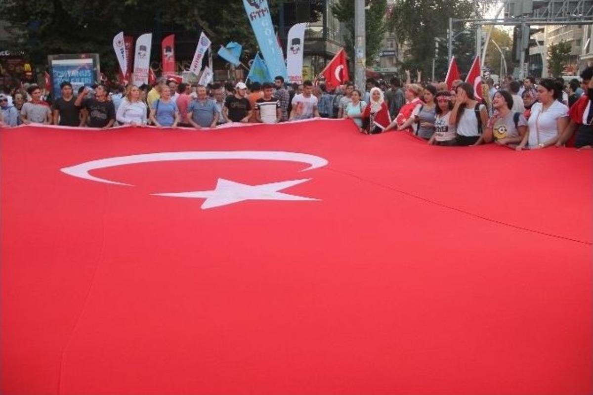 Ankara&rsquo;da Ter&ouml;r Olayları Protesto Edildi