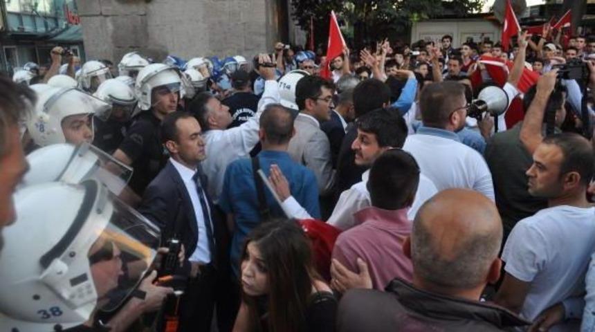 Kayseri'de  Pkk Ter&ouml;r&uuml; Protesto Edildi