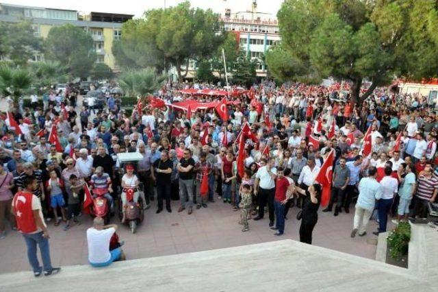 Hakkari Saldırısına Soma'da 2 Bin Kişilik Tepki Yürüyüşü