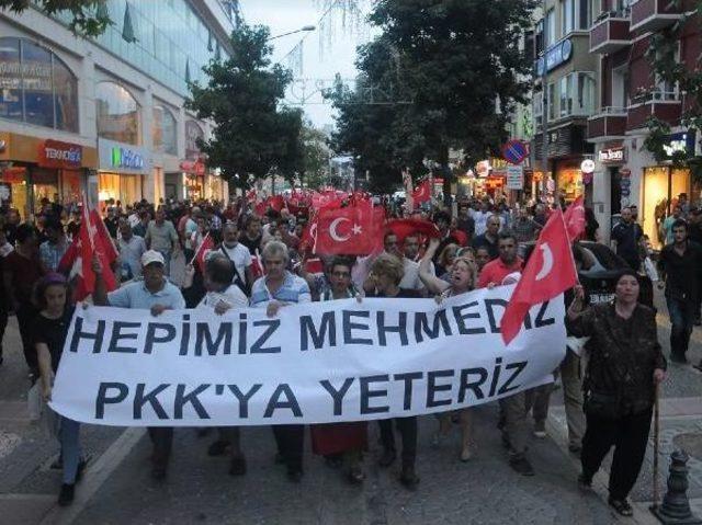 Yalova’Da Düzenlenen Yürüyüşle Dağlıca’Daki Terör Saldırısı Protesto Edildi