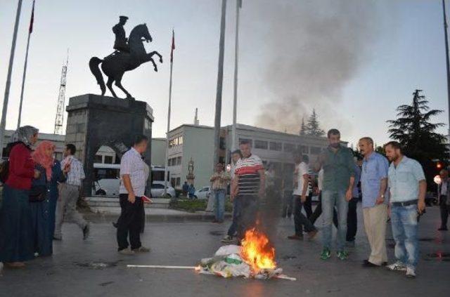 Nigde'de Hdp Il Binasına Saldırdılar