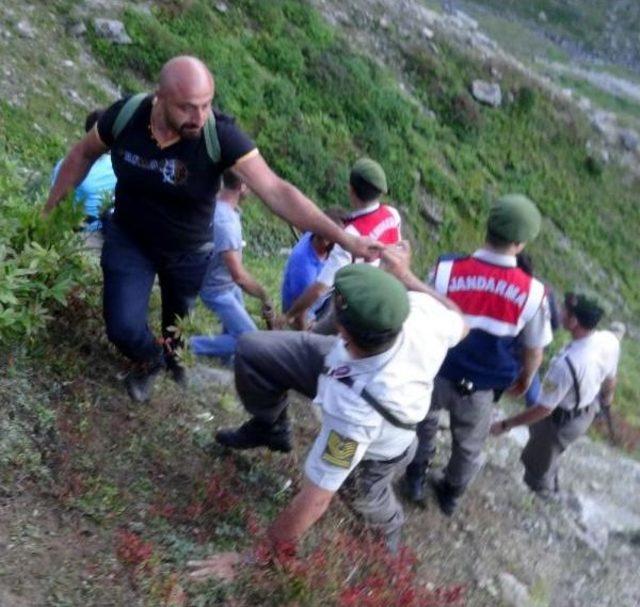 Rize’De Köylülerin Yayla Kavgası: 1’I Asker 4 Kişi Yaralandı