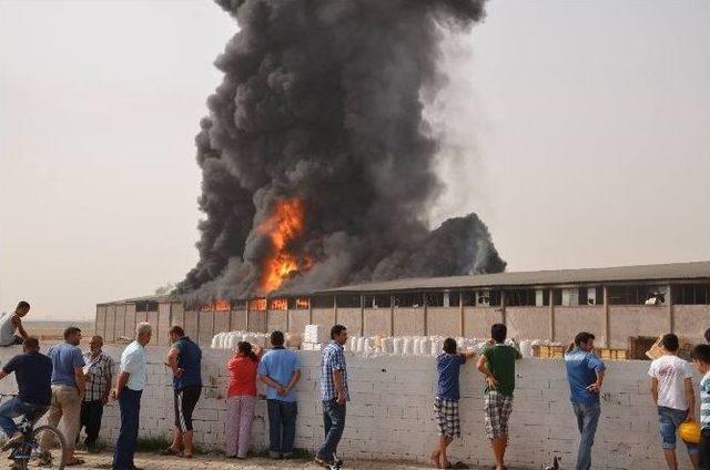 Köpük Fabrikasında Yangın 1