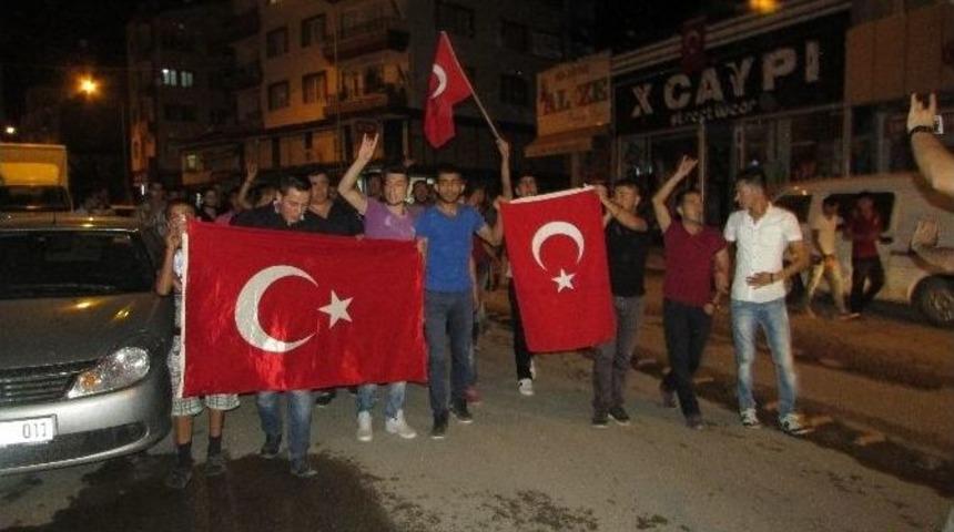 Sandıklı&rsquo;da Ter&ouml;r Saldırıları Protesto Edildi
