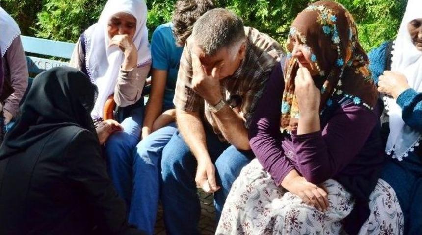 İkizleri &Ouml;l&uuml;m Ayırdı