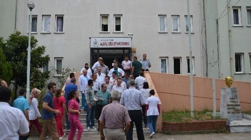 Sağlık&ccedil;ılardan Ter&ouml;re Tepki