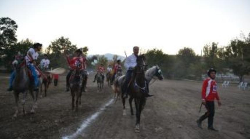 Cirit G&ouml;sterisi Nefes Kesti