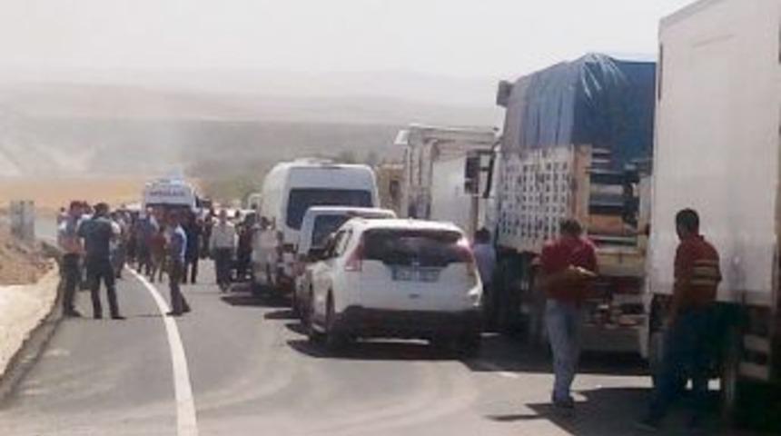 Karayoluna D&ouml;şenen Patlayıcı İmha Edildi