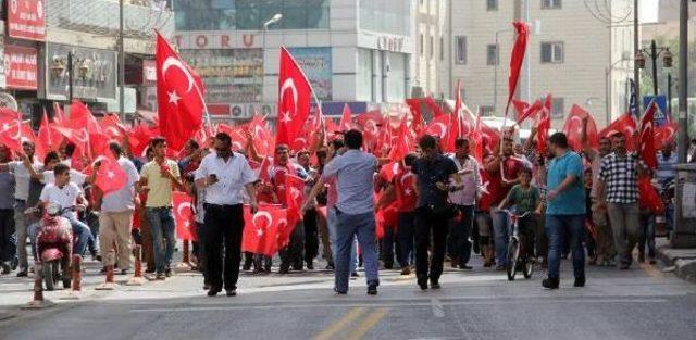 Şanlıurfa'da Şehitler Için Yürüyüş