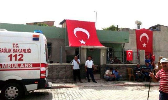 Iğdır da Şehit Olan 2 Polisin Adana daki Baba Evlerine Ateş D&uuml;şt&uuml; 3