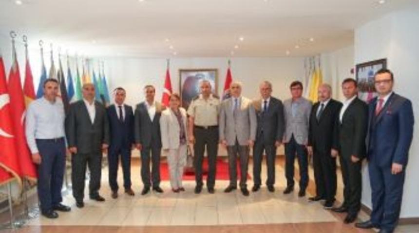 Satso Garnizon Komutanına “hayırlı Olsun” Dedi