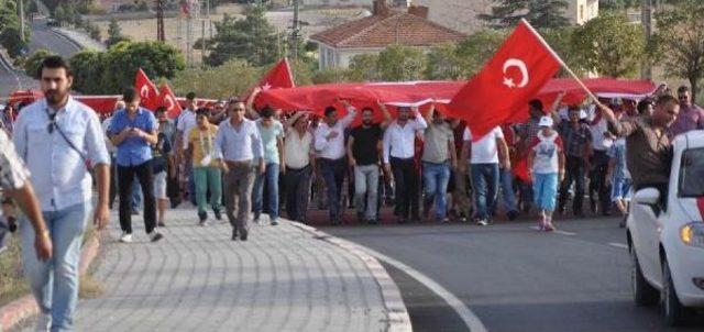 Kırıkkale&rsquo;De 10 Binler Sokağa D&ouml;k&uuml;l&uuml;p Ter&ouml;r&uuml; Protesto Etti 3