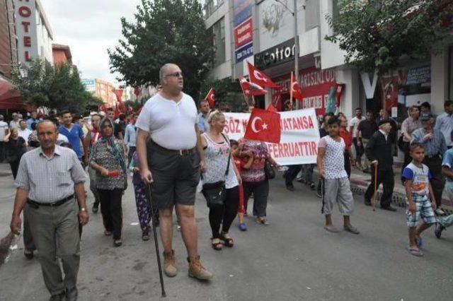 Keşan&rsquo;Da 5 Bin Kişi Şehitler I&ccedil;in Y&uuml;r&uuml;d&uuml; 1