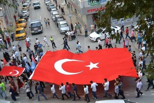 Malatya’da Terörü Protesto Yürüyüşü