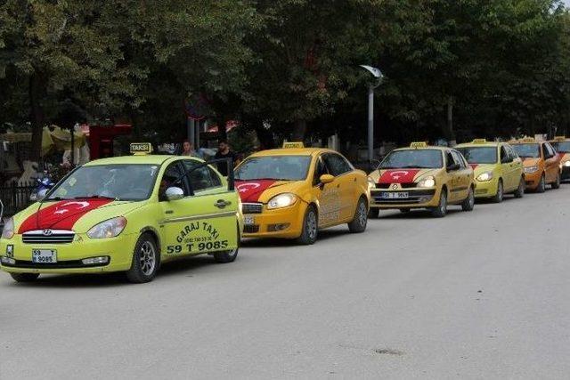 Tekirdağ’da Taksicilerden Şehitler İçin Protesto