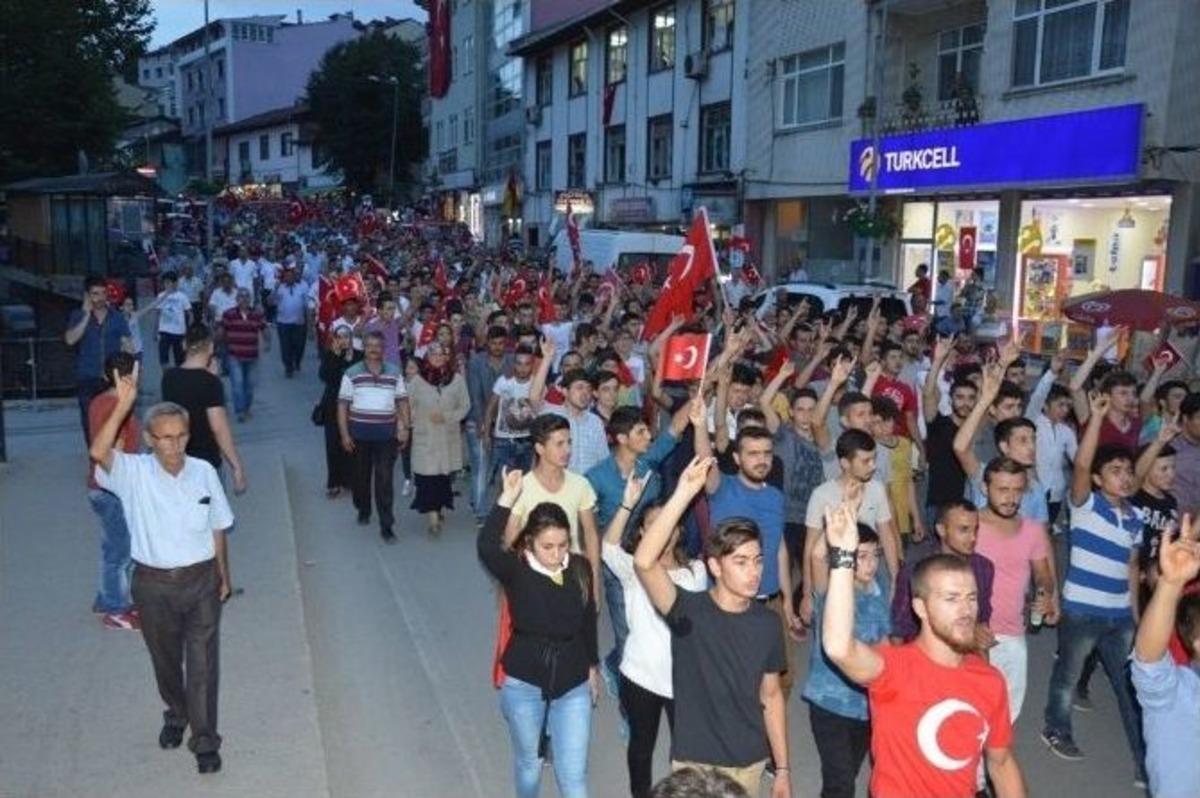 Niksar&rsquo;da &ldquo;şehide Saygı Ter&ouml;re Lanet&rdquo; Y&uuml;r&uuml;y&uuml;ş&uuml; Yapıldı