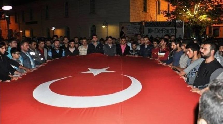 İnebolu&rsquo;da Konvoy İle Ter&ouml;re Tepki G&ouml;sterildi