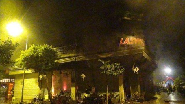 Alanya da Hdp Il&ccedil;e Binası Ateşe Verildi (2) 2