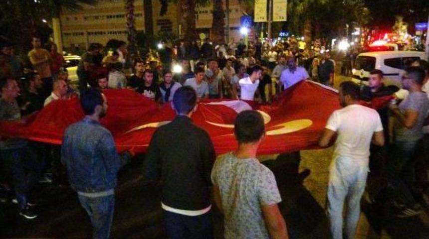 &Ccedil;anakkale'de Ter&ouml;re Tepki Y&uuml;r&uuml;y&uuml;ş&uuml;
