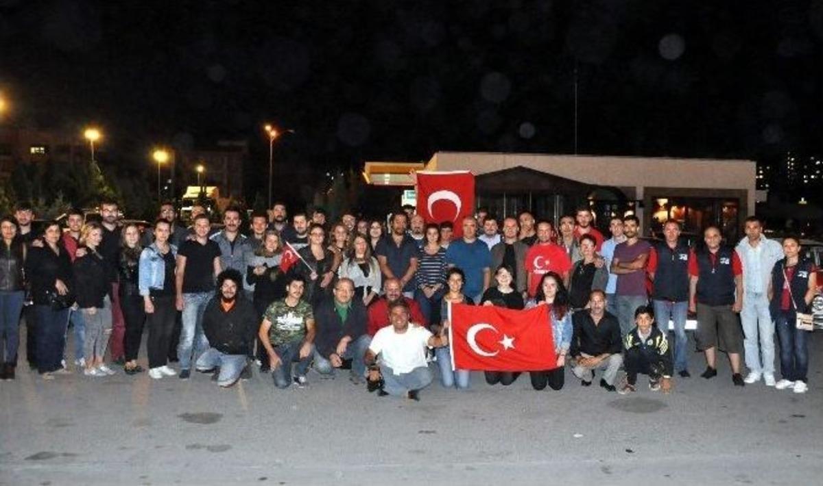 Herşey &lsquo;şehitler&rsquo; İ&ccedil;in