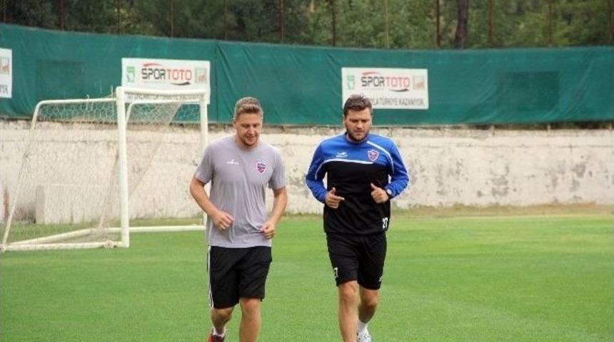 Kardemir Karab&uuml;kspor 3 Puan İ&ccedil;in &Ccedil;alışmalarını S&uuml;rd&uuml;r&uuml;yor