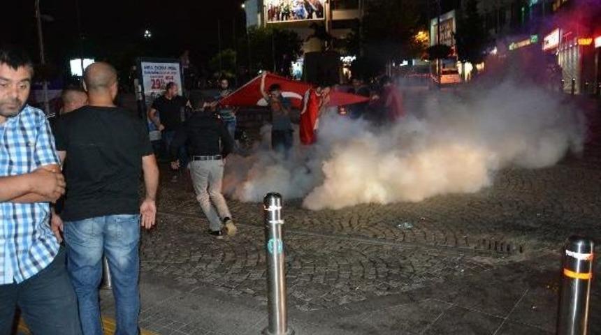 Gebze'de Olaylı Ter&ouml;r Protestosu: 1 Polis M&uuml;d&uuml;r&uuml; Ile 3 Gazeteci Yaralandı