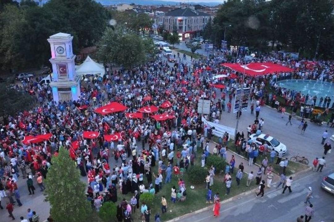 İneg&ouml;l Ter&ouml;re Karşı Tek Y&uuml;rek