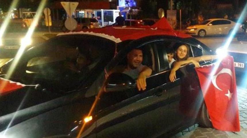 Kırkağa&ccedil;lılar Ter&ouml;r&uuml; Lanetledi