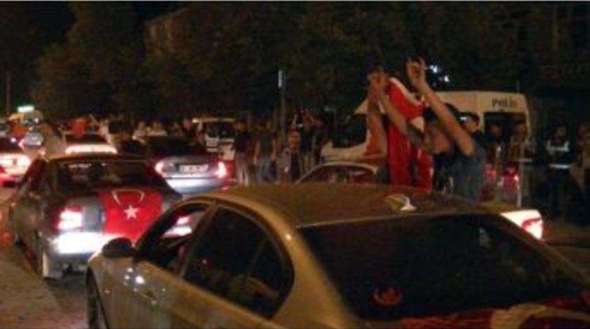 G&ouml;lbaşı&rsquo;nda Ter&ouml;r Protestosu