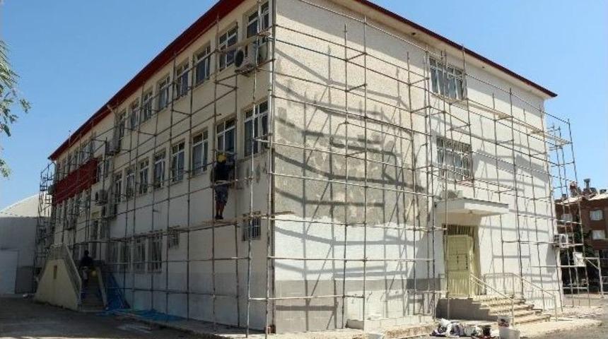 Antalya B&uuml;y&uuml;kşehir Okulları Yeniliyor