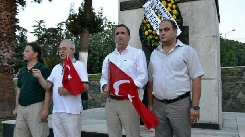 Ayvalık Ter&ouml;re Karşı Tek V&uuml;cut Oldu