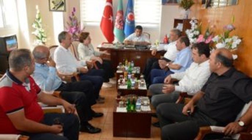 Ak Parti&rsquo;li Sarı&rsquo;dan Teksif Sendikası&rsquo;na Ziyaret