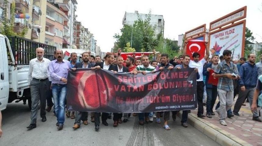 K&uuml;rt K&ouml;kenli Vatandaşlardan Bafra&rsquo;da Ter&ouml;re Lanet Y&uuml;r&uuml;y&uuml;ş&uuml;