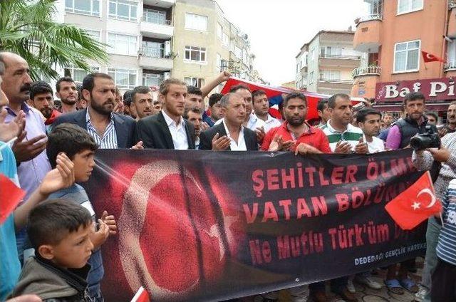 Kürt Kökenli Vatandaşlardan Bafra’da Teröre Lanet Yürüyüşü