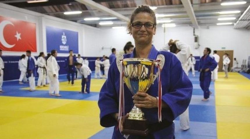 Kadına Şiddet, Bayanları Judoya Y&ouml;nlendirdi