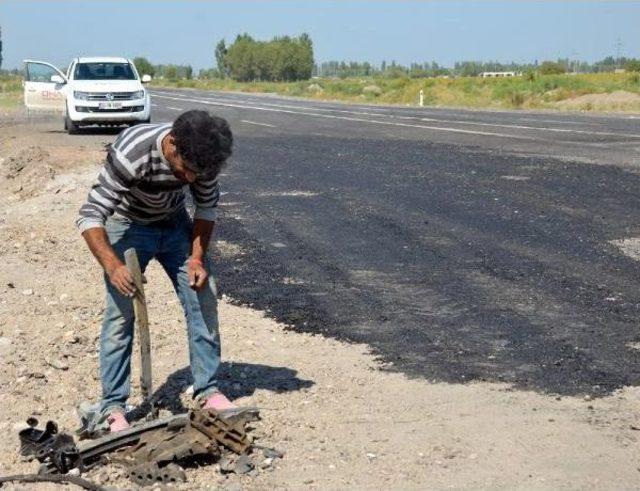 Şehit Polisler Iğdır'dan Gece Yarısı Uğurlandı (2)