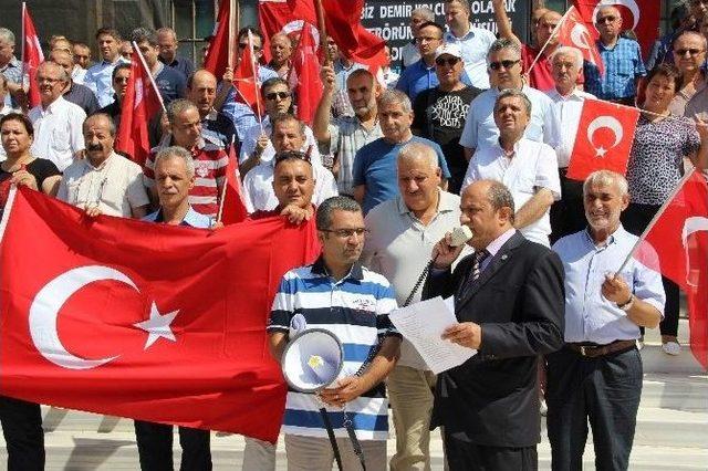 Haydarpaşa Garı’nda Terör Protestosu 3