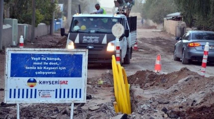 B&uuml;nyan&rsquo;da Doğalgaz Altyapı &Ccedil;alışmaları Başladı