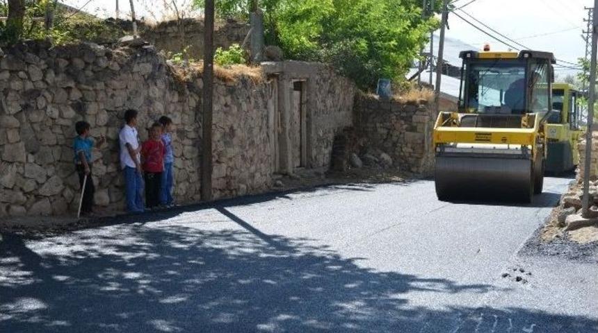 K&ouml;yler, K&ouml;y Mahalleler Asfaltlanıyor