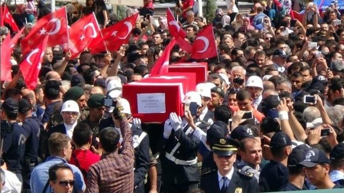 Kırıkkaleli Şehit Polisler Son Yolculuğuna Uğurlandı