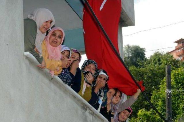 Şehit Polis Yusuf Yelkenci Zonguldak'ta Toprağa Verildi