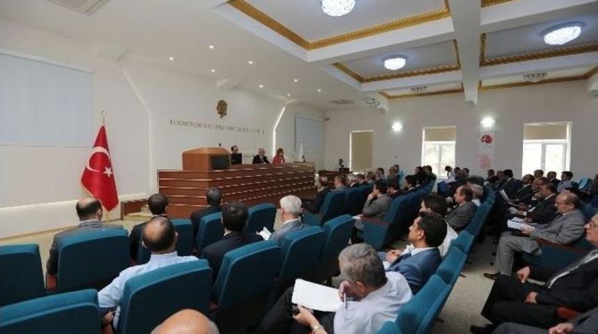 İdare Şube Başkanları Toplantısı Vali Tuna Başkanlığında Yapıldı