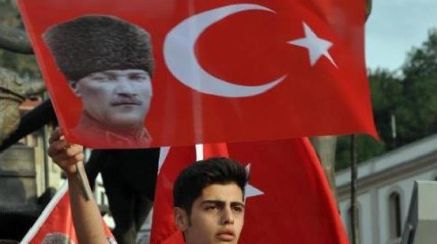 Kastamonu'da Ter&ouml;re Tepki Y&uuml;r&uuml;y&uuml;ş&uuml;