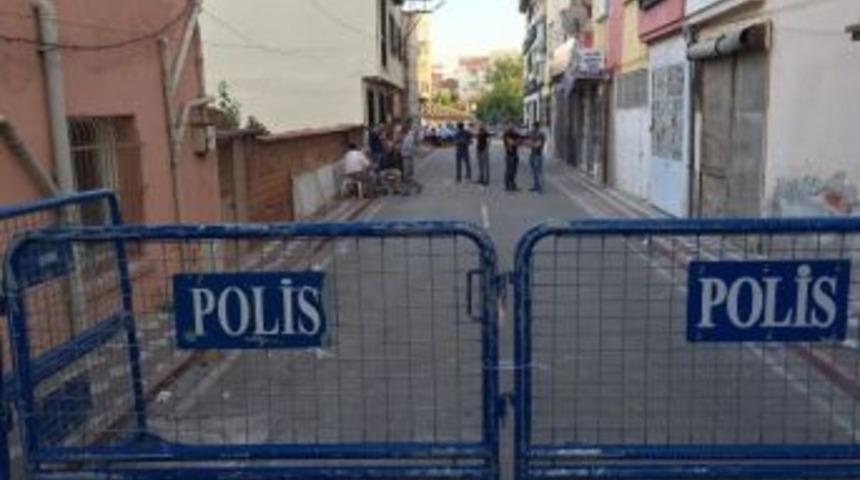 Hdp Akhisar İl&ccedil;e Binası &Ccedil;evresinde Yoğun G&uuml;venlik &Ouml;nlemi