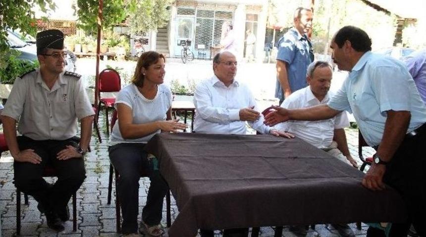 Vali &Ccedil;i&ccedil;ek&rsquo;ten &lsquo;dolandırıcı&rsquo; Uyarısı