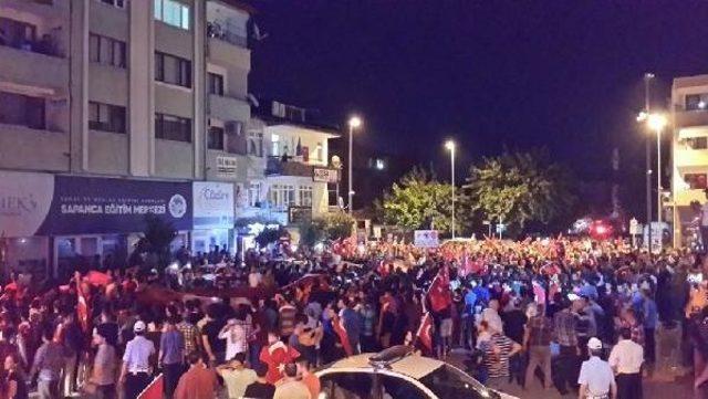 Sapanca Şehitler Için Gece Yarısı Yürüdü