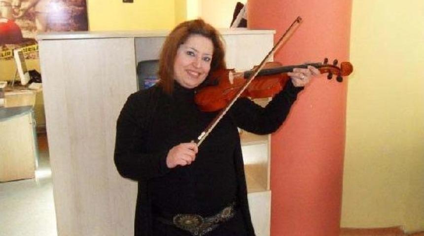 Yargıtay, Kız Arkadaşının &Ouml;l&uuml;m&uuml;ne Neden Olan S&uuml;r&uuml;c&uuml;ye Verilen Cezayı Az Buldu