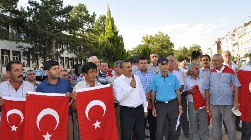 Seydişehir&rsquo;de &ldquo;her Yere Bayrak Ter&ouml;re Lanet&rdquo; Kampanyası